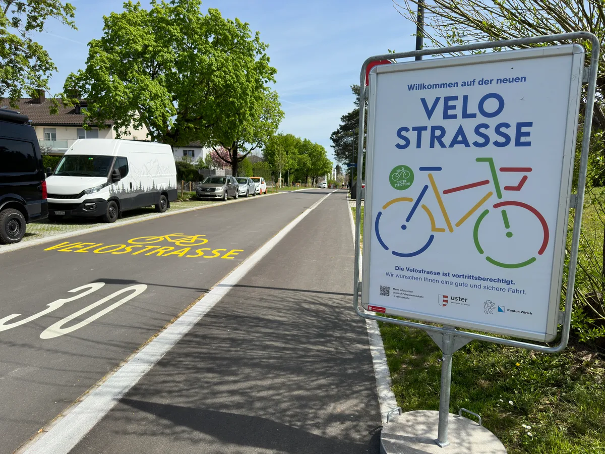 In Uster läuft derzeit ein Pilotprojekt für die Velostrasse. Velostrasse
